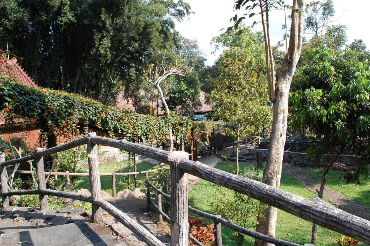 Green Valley Resort Desa Desa Bandungan Exteriör bild